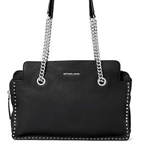 Michale Kors Astor handbags Has 3 separate compartments